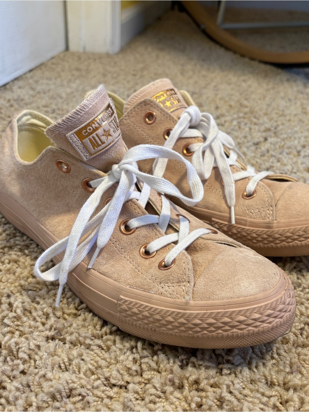 Converse Low Top Sneakers in Blush Pink Suede